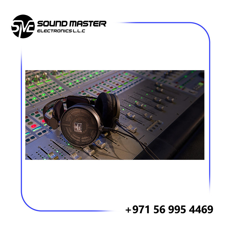 s5 Audio-Technica ATH-R70x Open-Back Reference Headphones